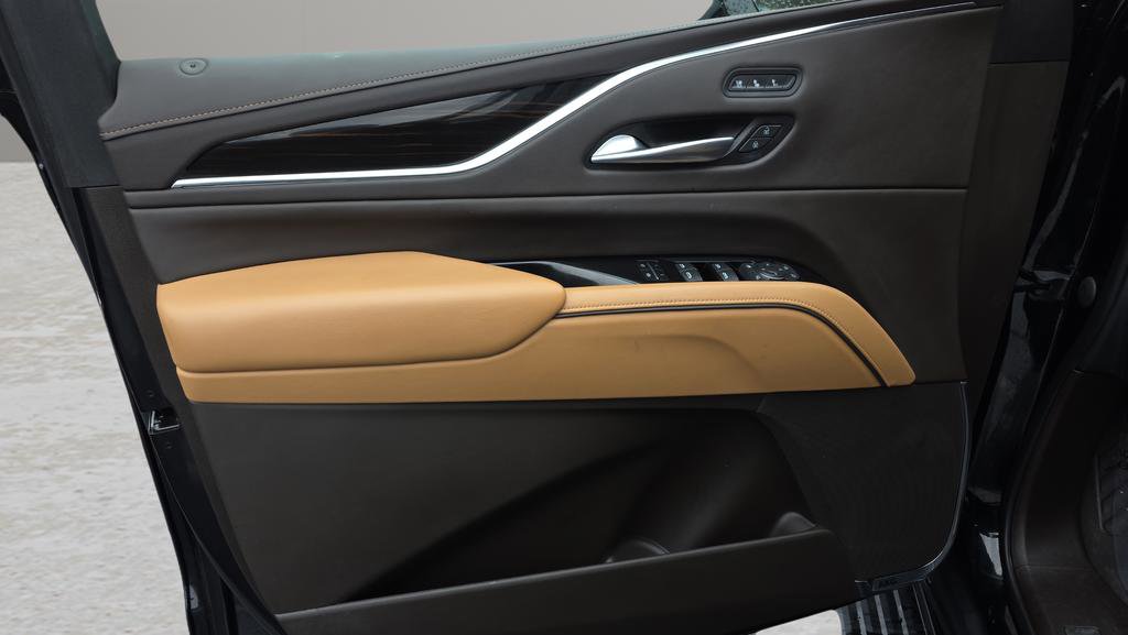 Used 2023 Cadillac Escalade Sport w/ Touring Package image 9