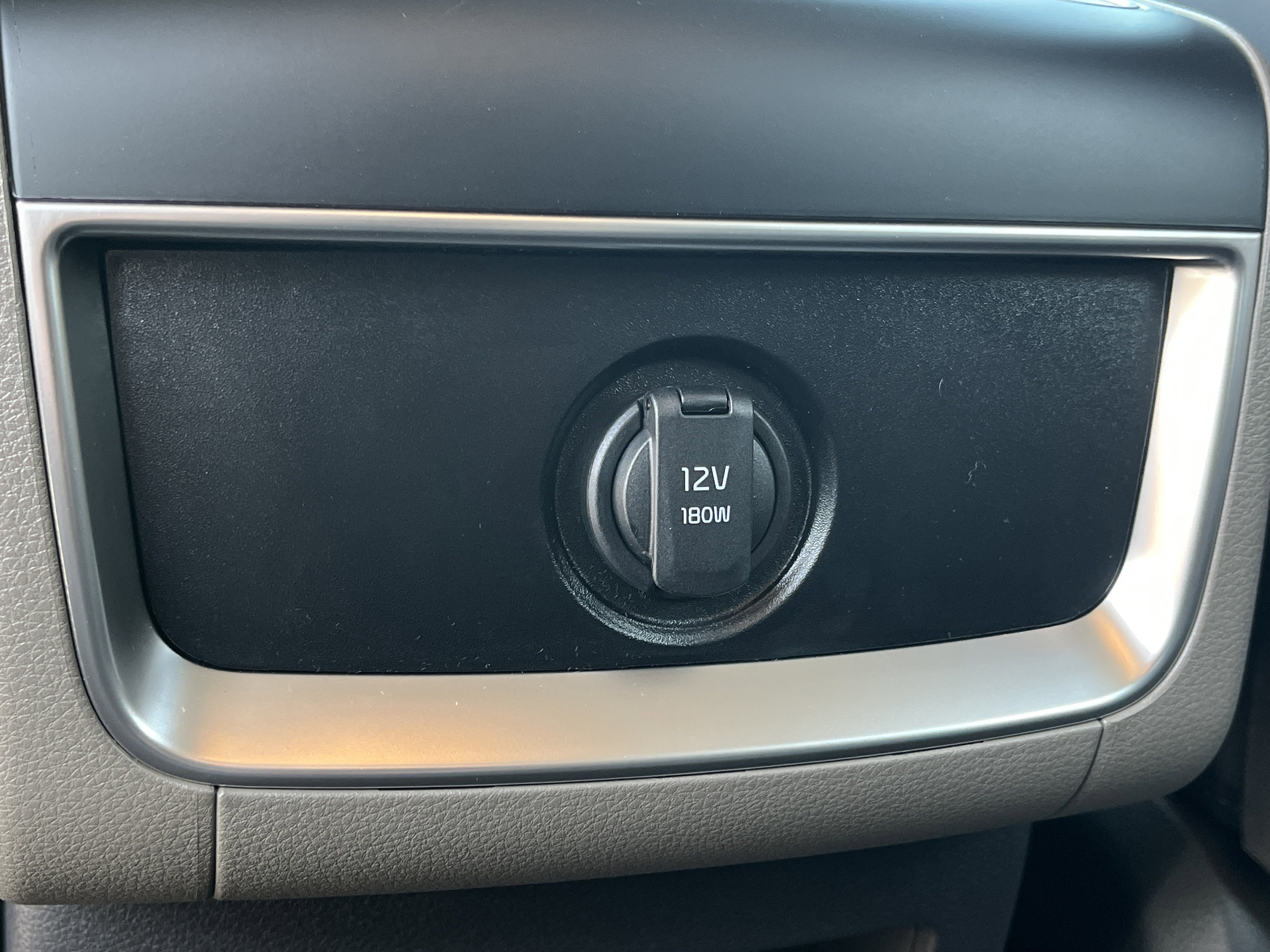 New 2026 Kia Carnival EX image 25
