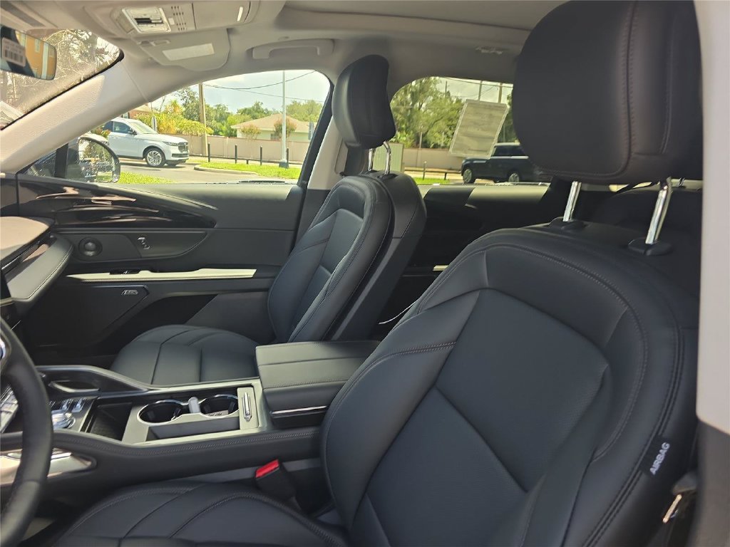 New 2026 Lincoln Nautilus Premier w/ Equipment Group 102A AWD/4WD image 13