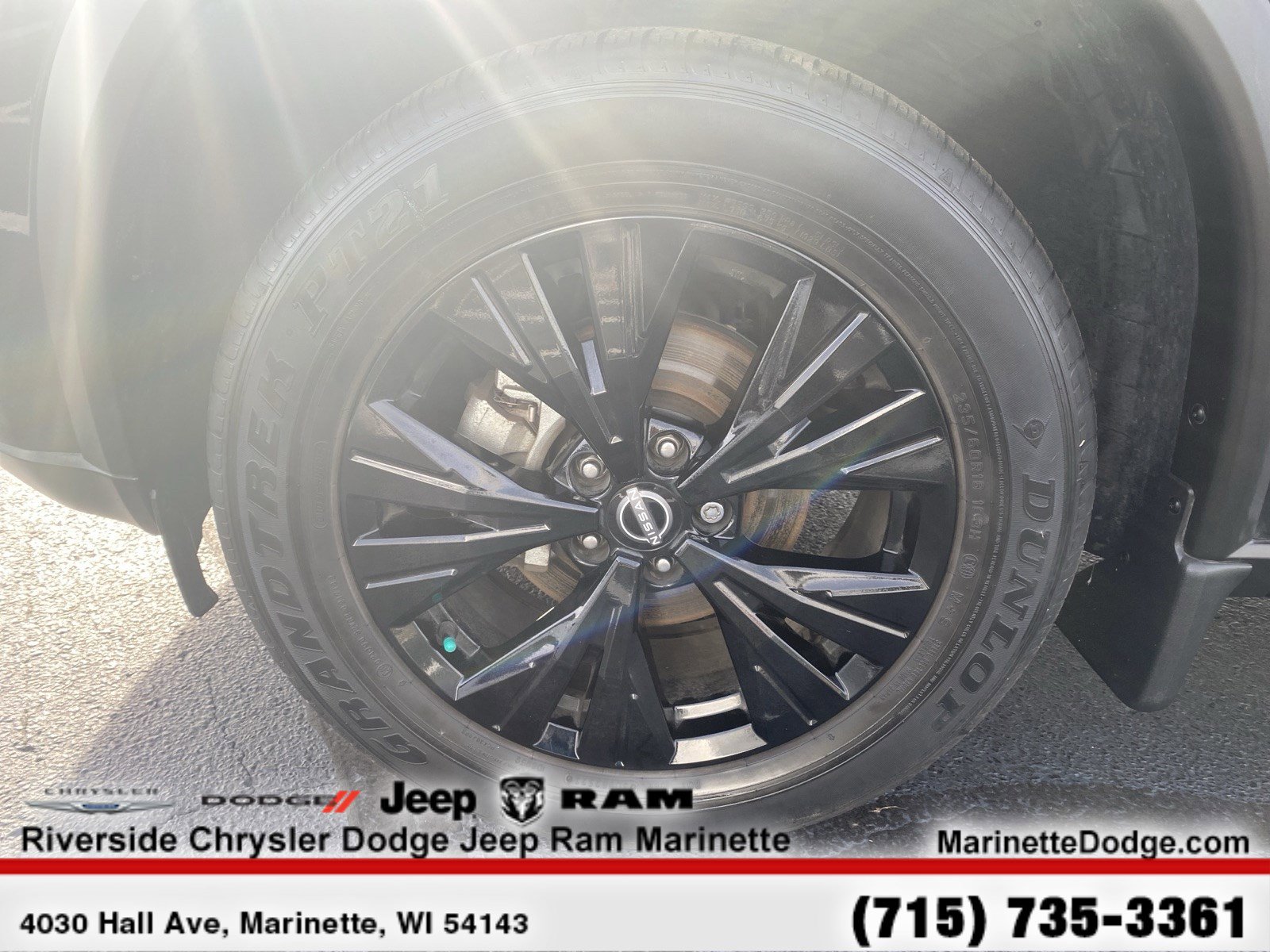 Used 2023 Nissan Rogue SV w/ SV Premium B Package image 11