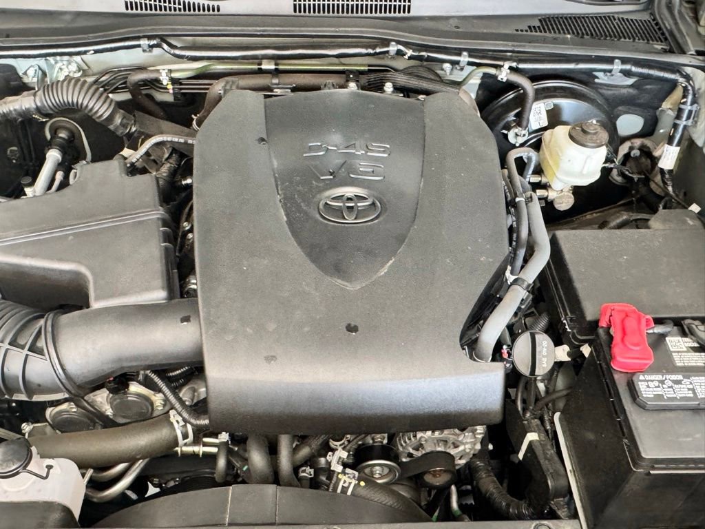 Used 2022 Toyota Tacoma TRD Sport w/ Technology Package image 20