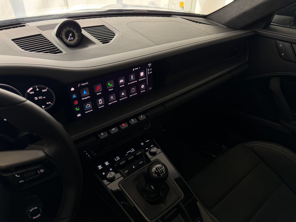 Certified 2024 Porsche 911 Carrera 4 GTS AWD/4WD image 17