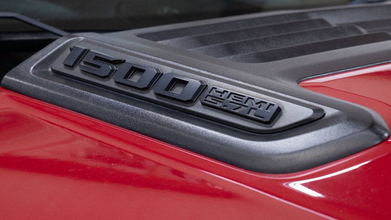 Used 2019 RAM 1500 Rebel w/ Rebel Level 2 Equipment Group AWD/4WD image 11