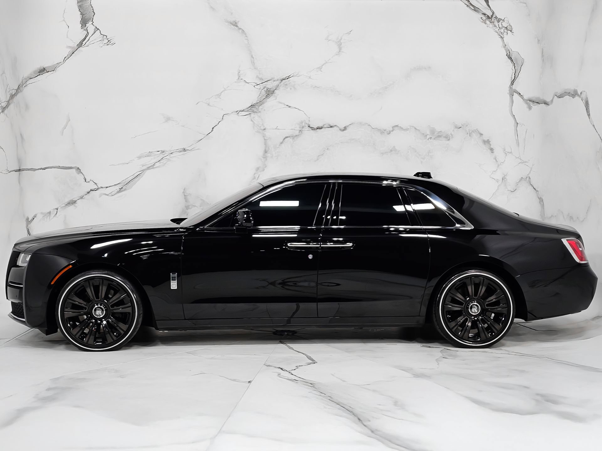 Used 2023 Rolls-Royce Ghost w/ Ghost Package AWD/4WD image 12