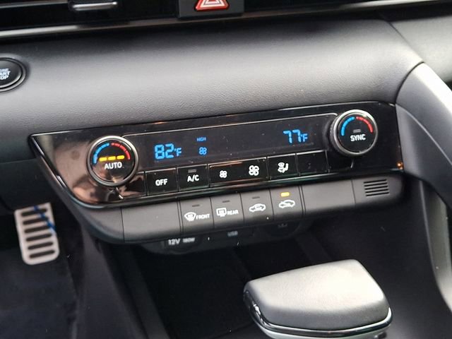 Used 2025 Hyundai Elantra Sport image 22