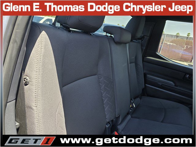 Used 2025 Toyota Tacoma SR5 AWD/4WD image 31