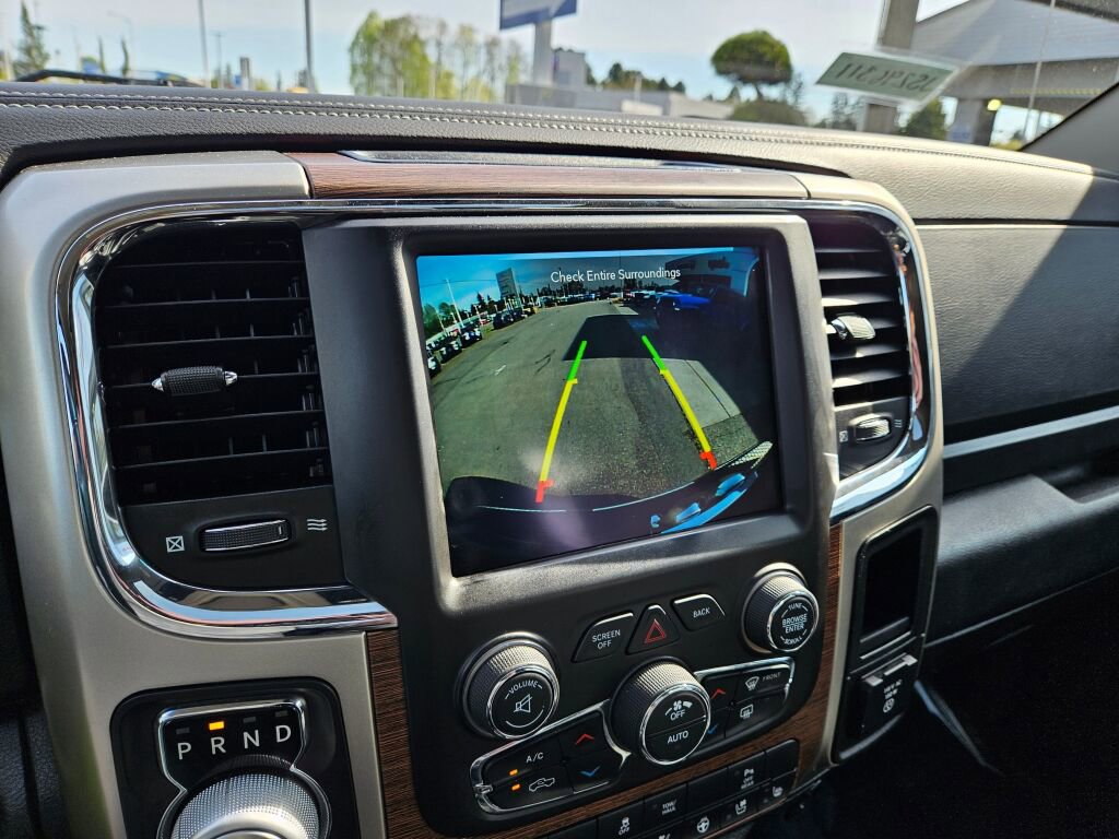 Used 2018 RAM 1500 Laramie AWD/4WD image 29
