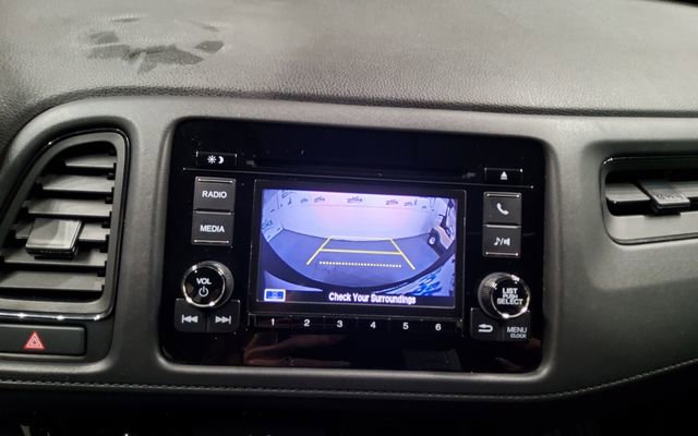 Certified 2021 Honda HR-V LX image 30