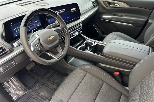 New 2026 Chevrolet Traverse LT image 13