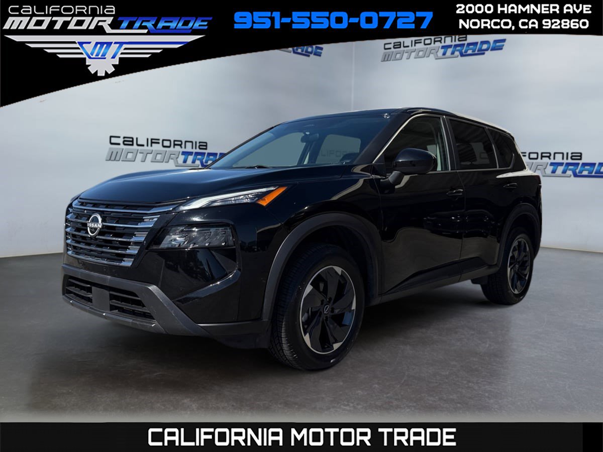 Used 2024 Nissan Rogue SV