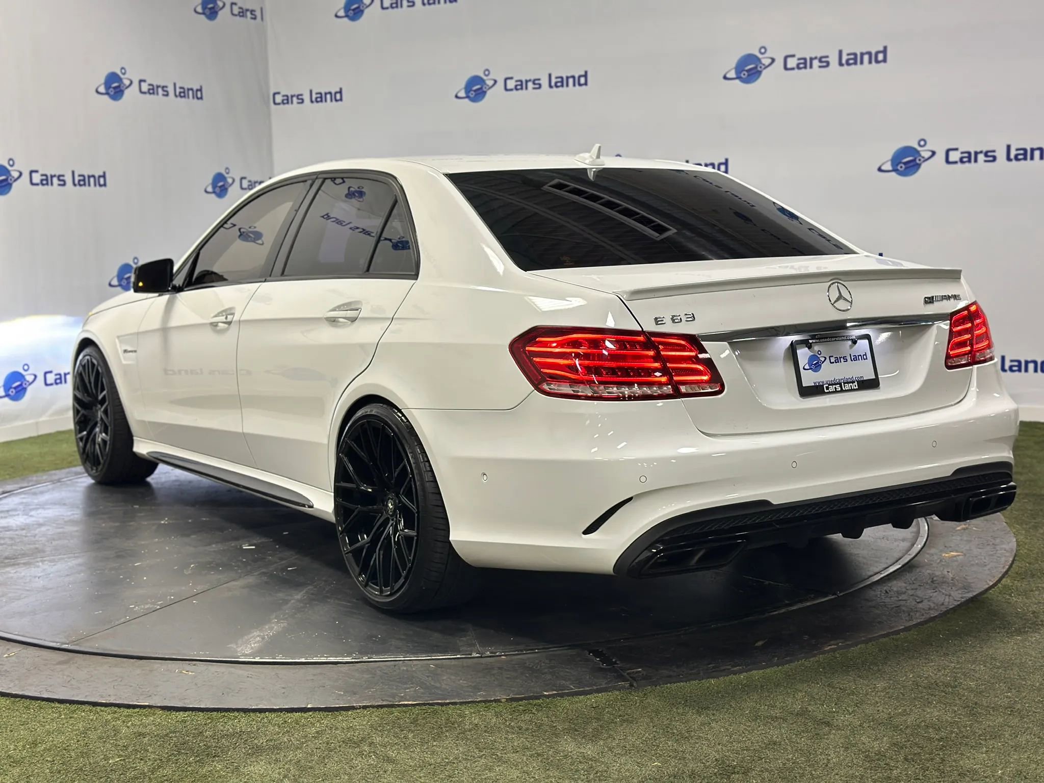 Used 2015 Mercedes-Benz E 63 AMG S-Model image 5