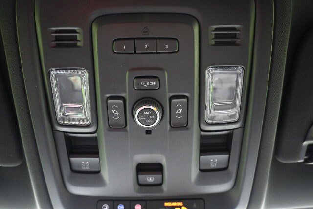 Used 2024 Chevrolet Tahoe RST w/ Luxury Package AWD/4WD image 38