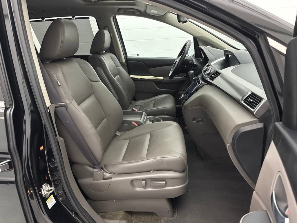 Used 2017 Honda Odyssey EX-L image 45