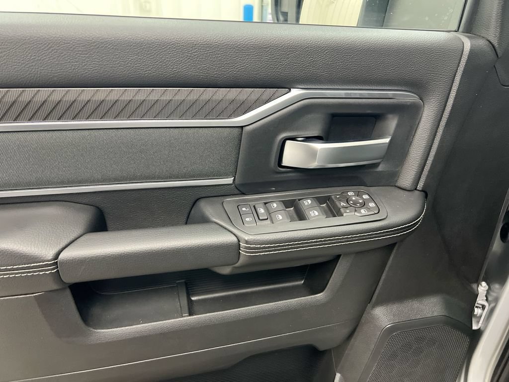 New 2026 RAM 2500 Big Horn AWD/4WD image 21