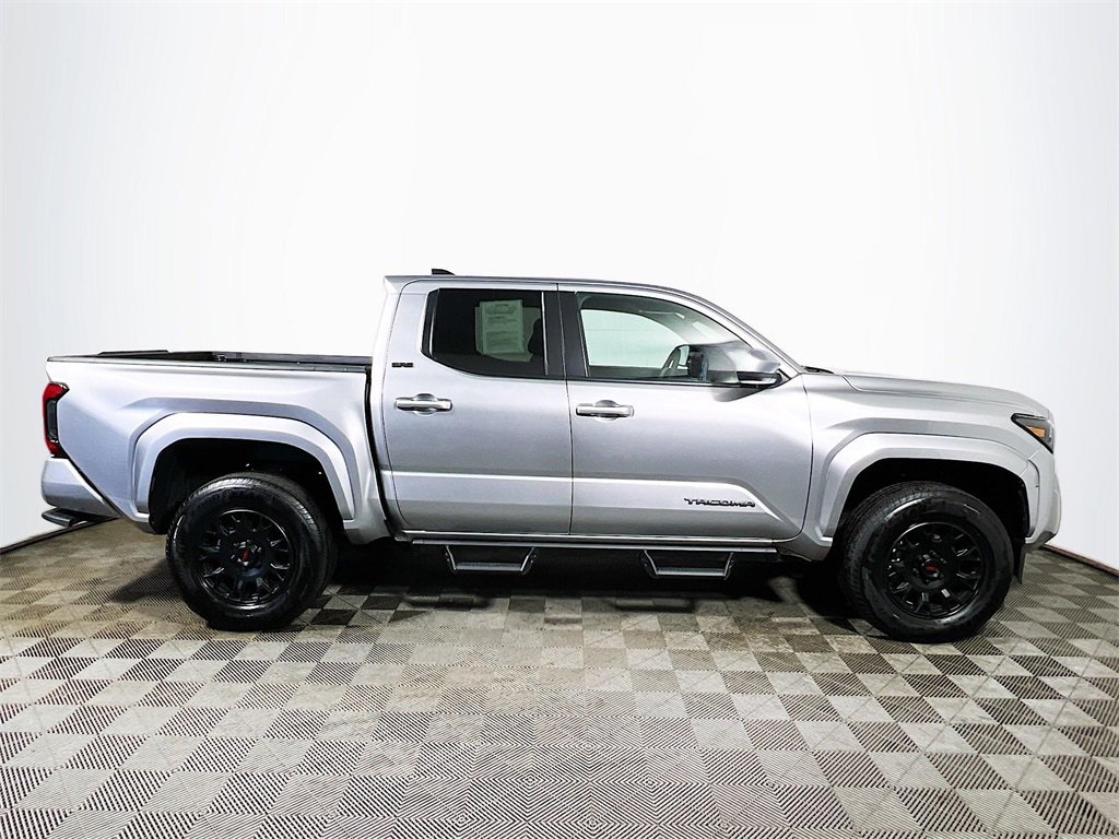 Certified 2025 Toyota Tacoma SR5 image 9