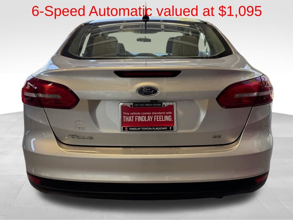 Used 2018 Ford Focus SE FWD image 5