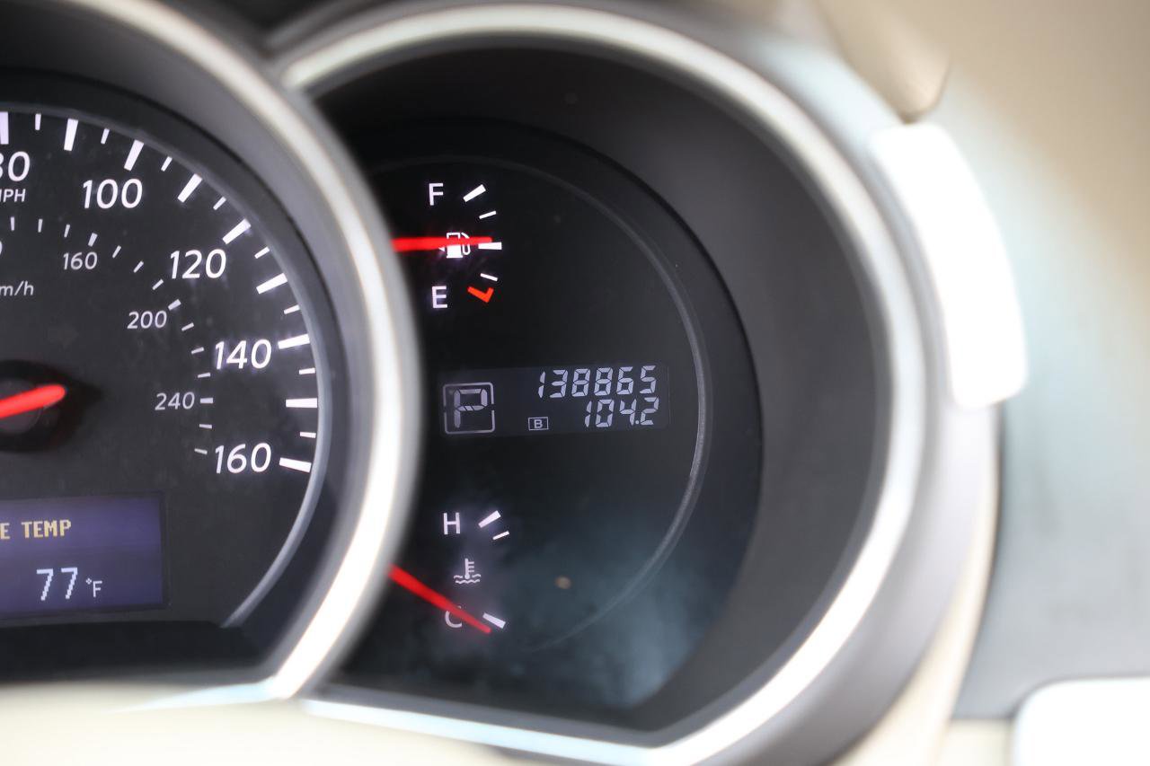 Used 2012 Nissan Murano S image 40