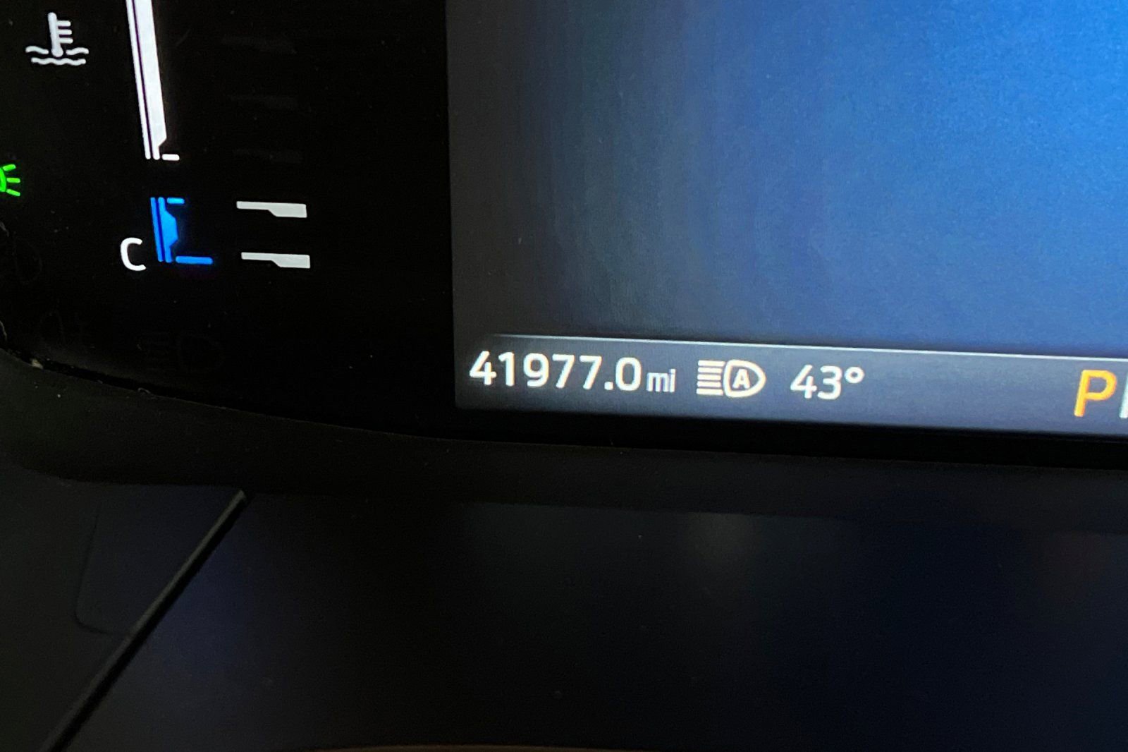 Used 2024 Ford Escape ST-Line image 25