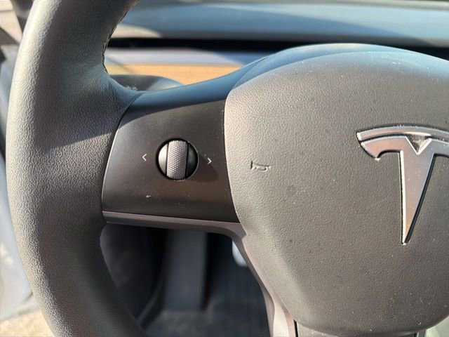 Used 2022 Tesla Model Y Performance image 20