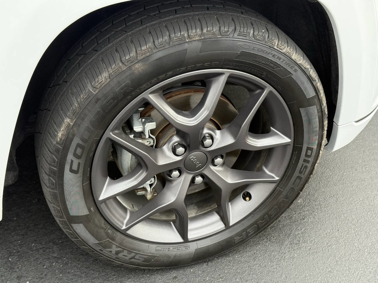 Used 2020 Jeep Grand Cherokee Limited X image 10