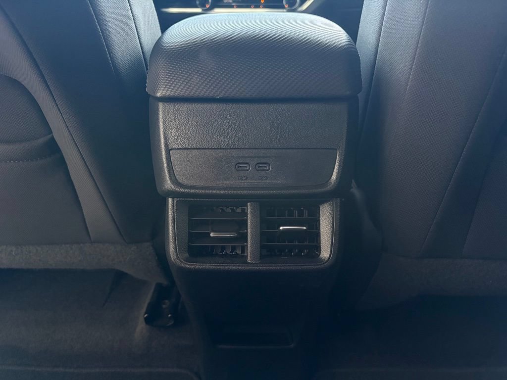 Used 2025 Chevrolet Equinox LT AWD/4WD image 31