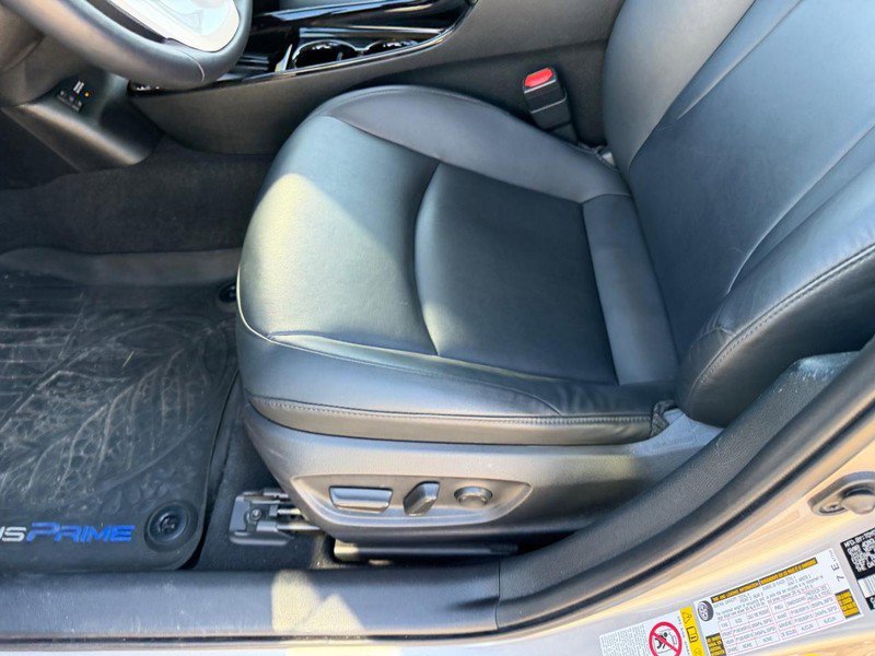 Used 2019 Toyota Prius Prime Advanced image 18