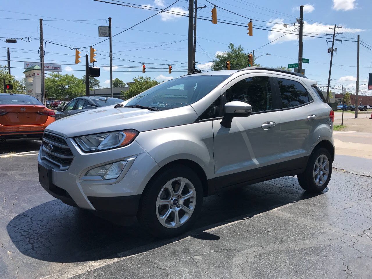 Used 2020 Ford EcoSport SE w/ SE Convenience Package FWD image 4