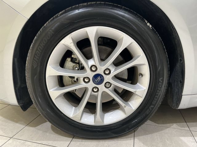 Used 2020 Ford Fusion SE FWD image 27