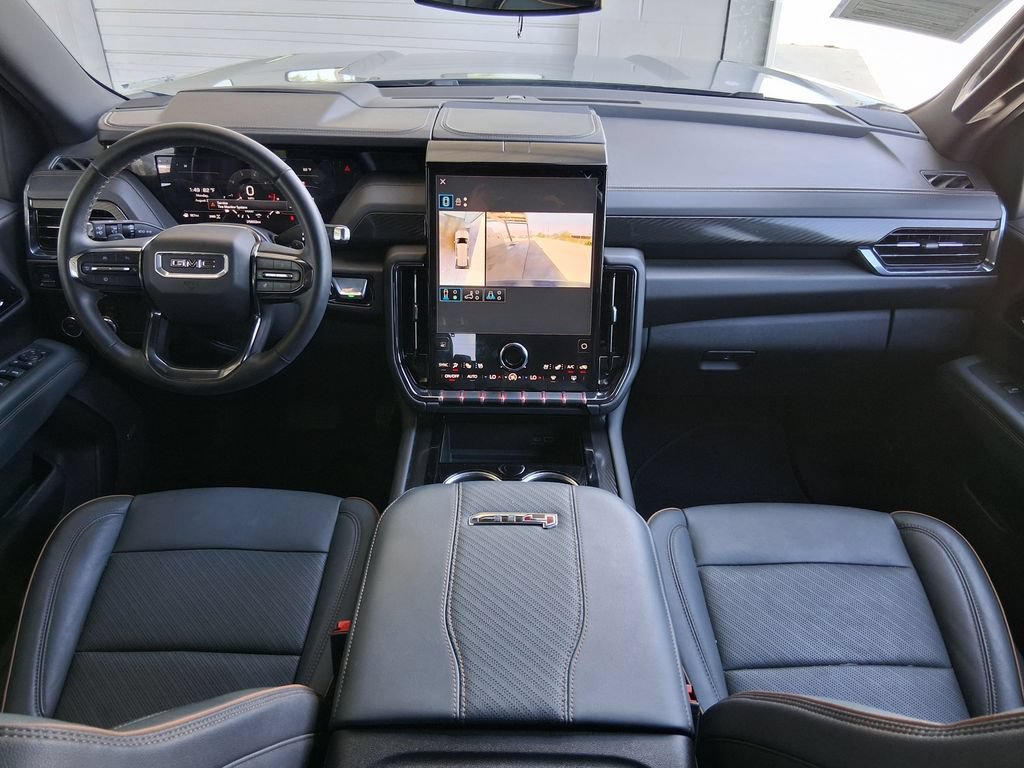 Used 2025 GMC Yukon AT4 AWD/4WD image 10
