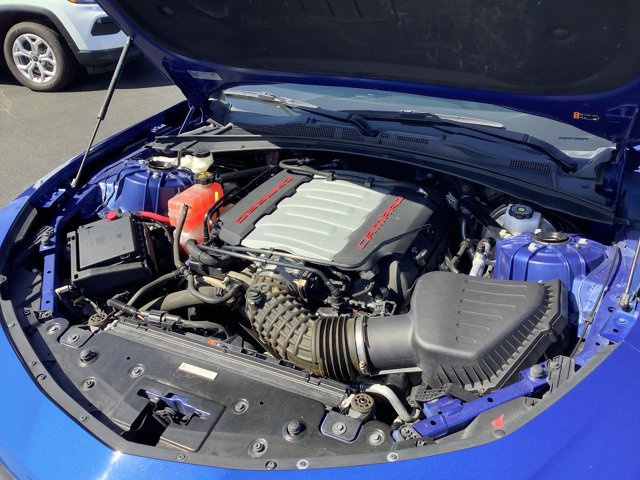 Used 2022 Chevrolet Camaro LT RWD image 34
