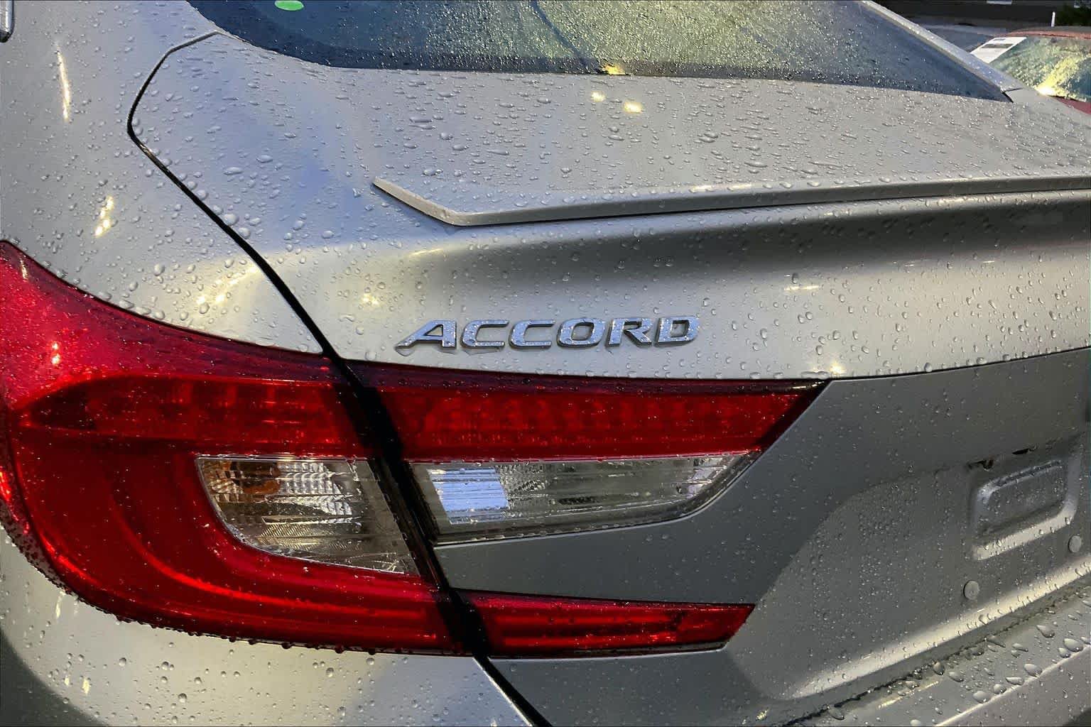 Used 2018 Honda Accord Sport image 30