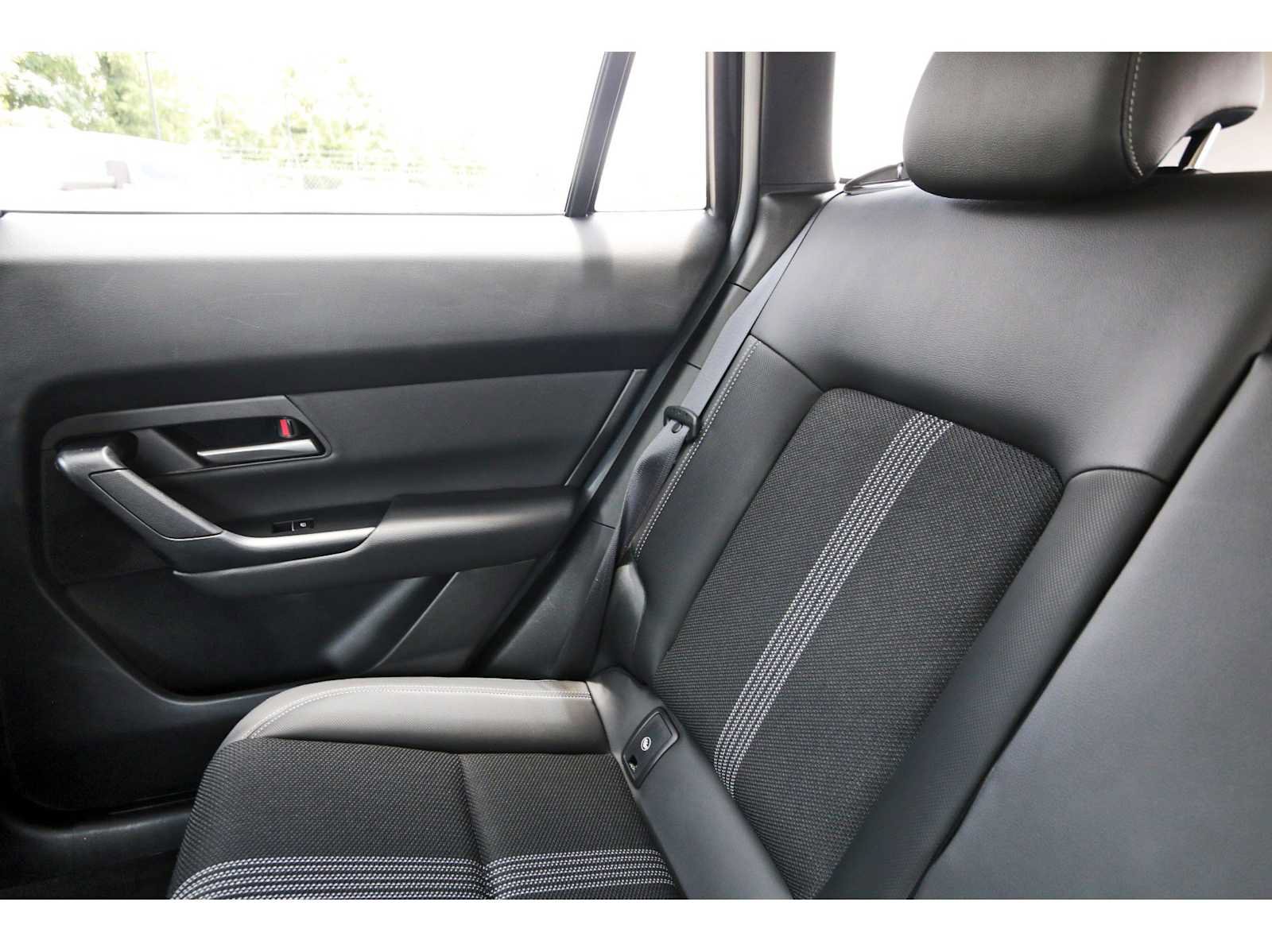 Used 2024 MAZDA CX-50 AWD 2.5 S w/ Cargo Package image 9