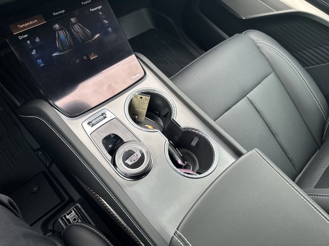 New 2026 Cadillac Vistiq Sport w/ LPO, Floor Liner Package image 22