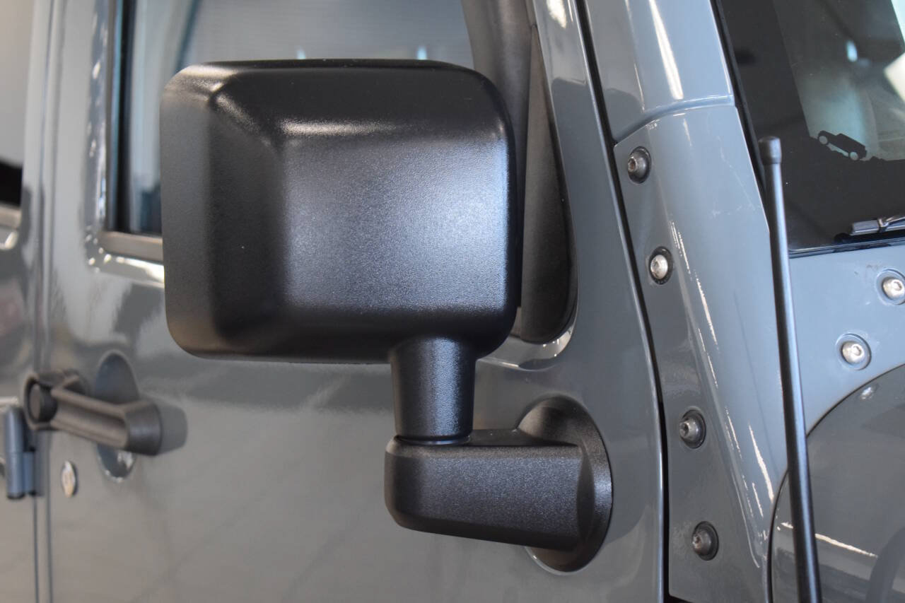 Used 2014 Jeep Wrangler Unlimited Sport w/ Quick Order Package 24S AWD/4WD image 27