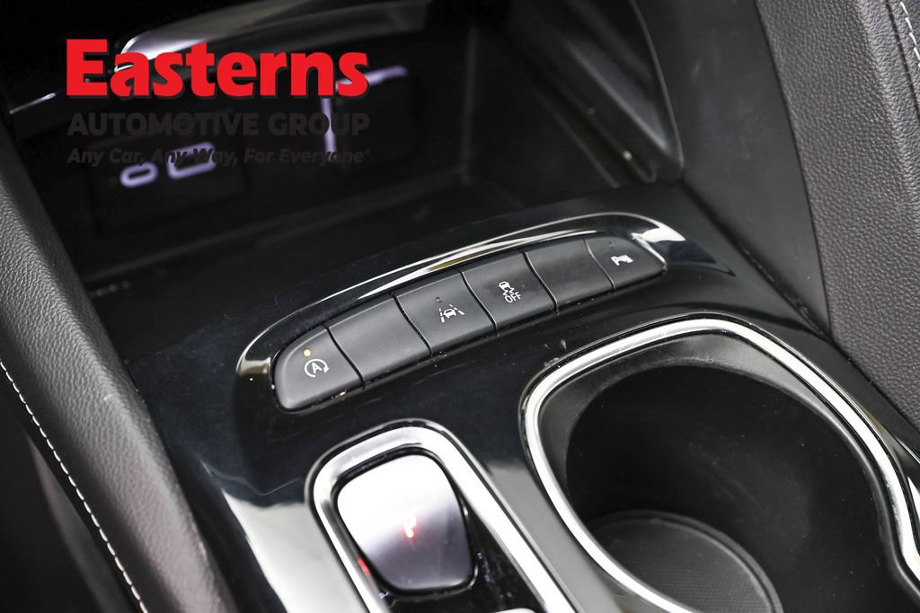 Used 2022 Buick Envision Preferred FWD image 21
