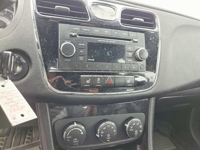 Used 2013 Chrysler 200 Limited FWD image 13