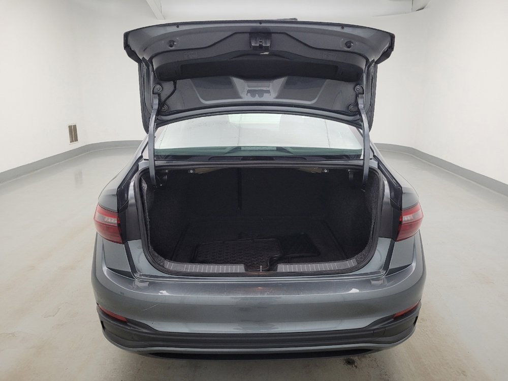 Used 2022 Volkswagen Jetta SE FWD image 29
