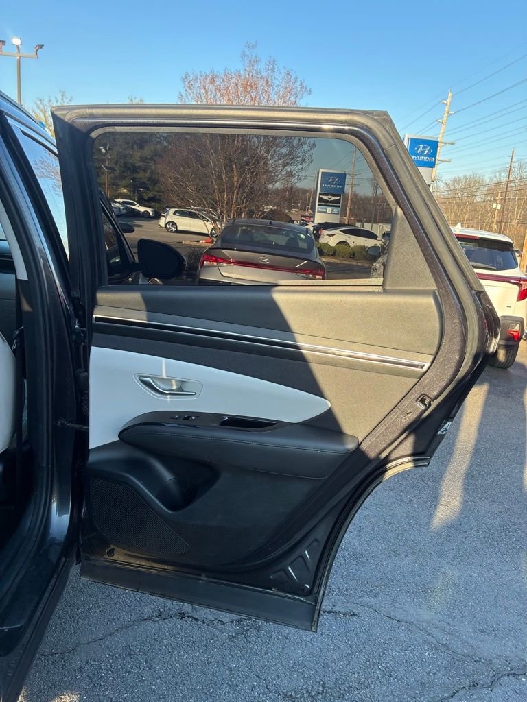 Used 2023 Hyundai Tucson Limited image 46