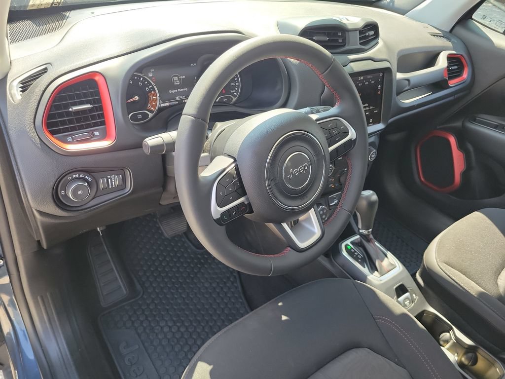 Used 2023 Jeep Renegade Trailhawk w/ Sun/Sound Group AWD/4WD image 14