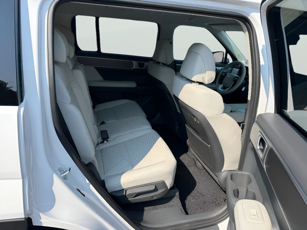New 2026 Hyundai Santa Fe SEL FWD image 17