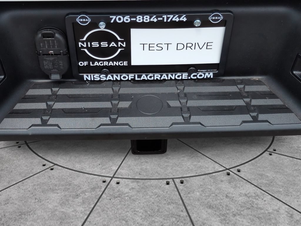 New 2026 Nissan Frontier SV w/ SV Convenience Package AWD/4WD image 9