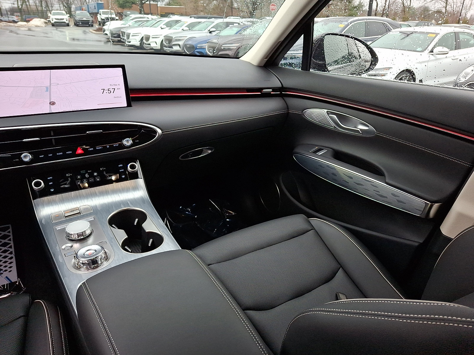 Used 2026 Genesis Electrified GV70 image 16