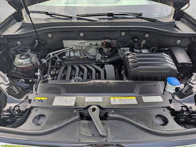 Used 2021 Volkswagen Atlas SEL R-Line AWD/4WD image 25