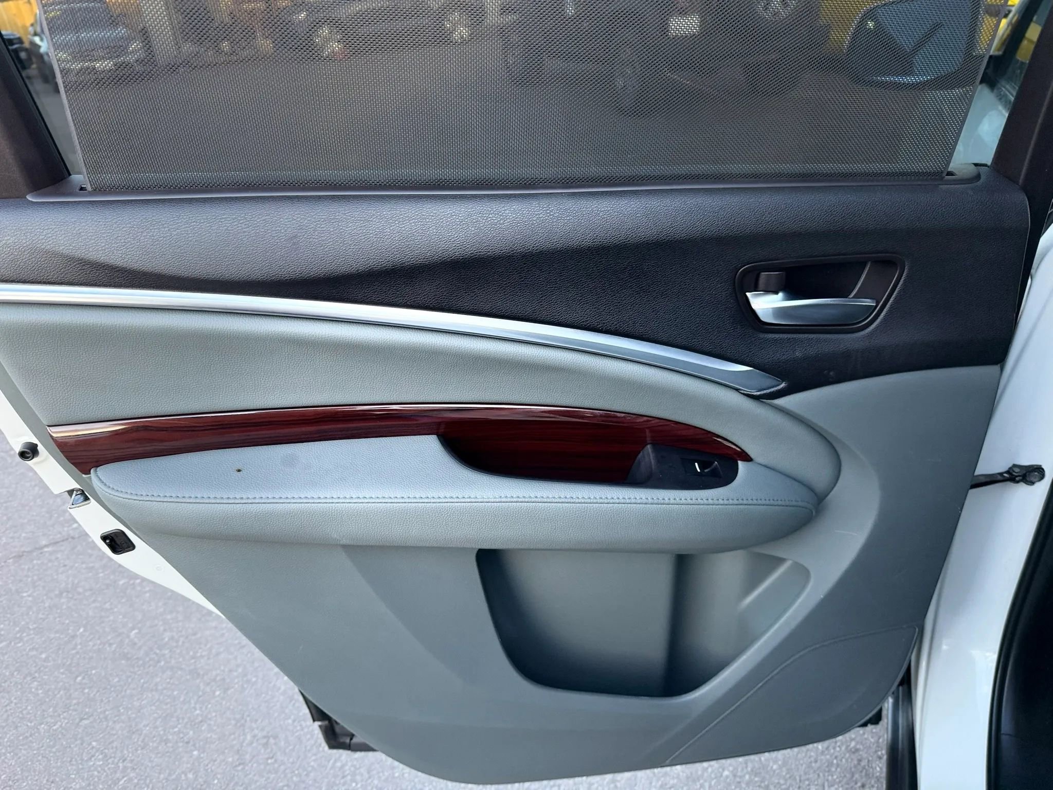 Used 2015 Acura MDX FWD w/ Tech & Entertainment image 18