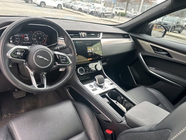 Used 2024 Jaguar F-PACE R-Dynamic S image 10