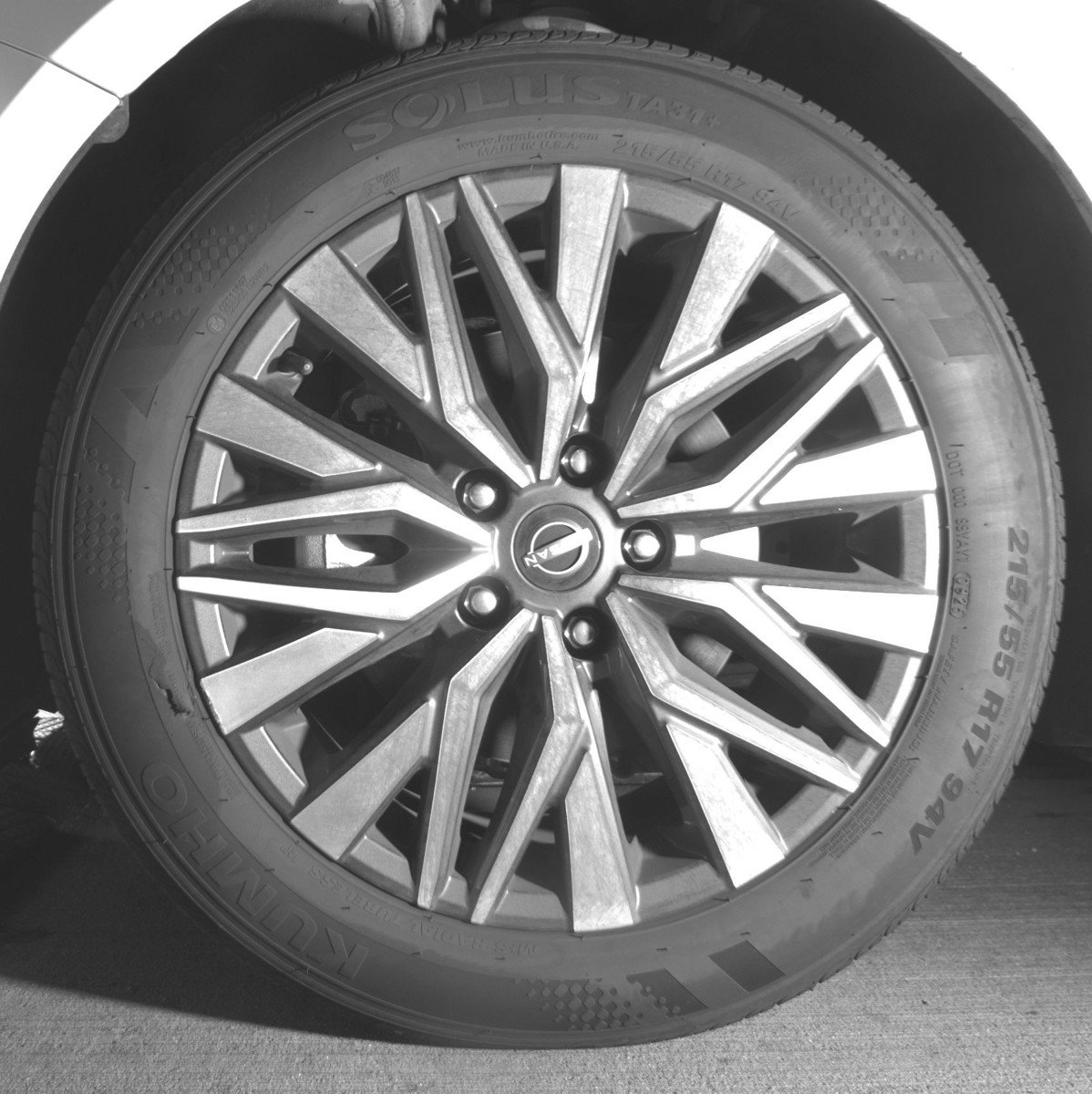 Used 2025 Nissan Altima 2.5 SV image 12