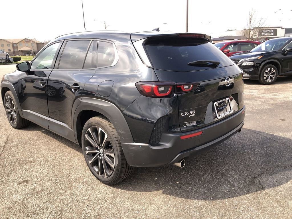 Used 2025 MAZDA CX-50 AWD 2.5 S w/ Premium Plus Pkg image 4