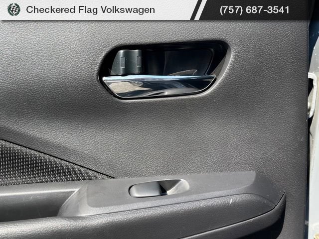 Used 2024 Nissan Kicks SV FWD image 23