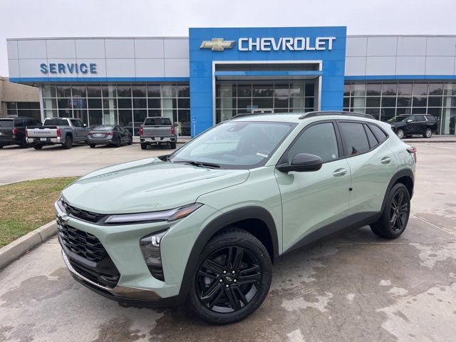 New 2026 Chevrolet Trax ACTIV image 2