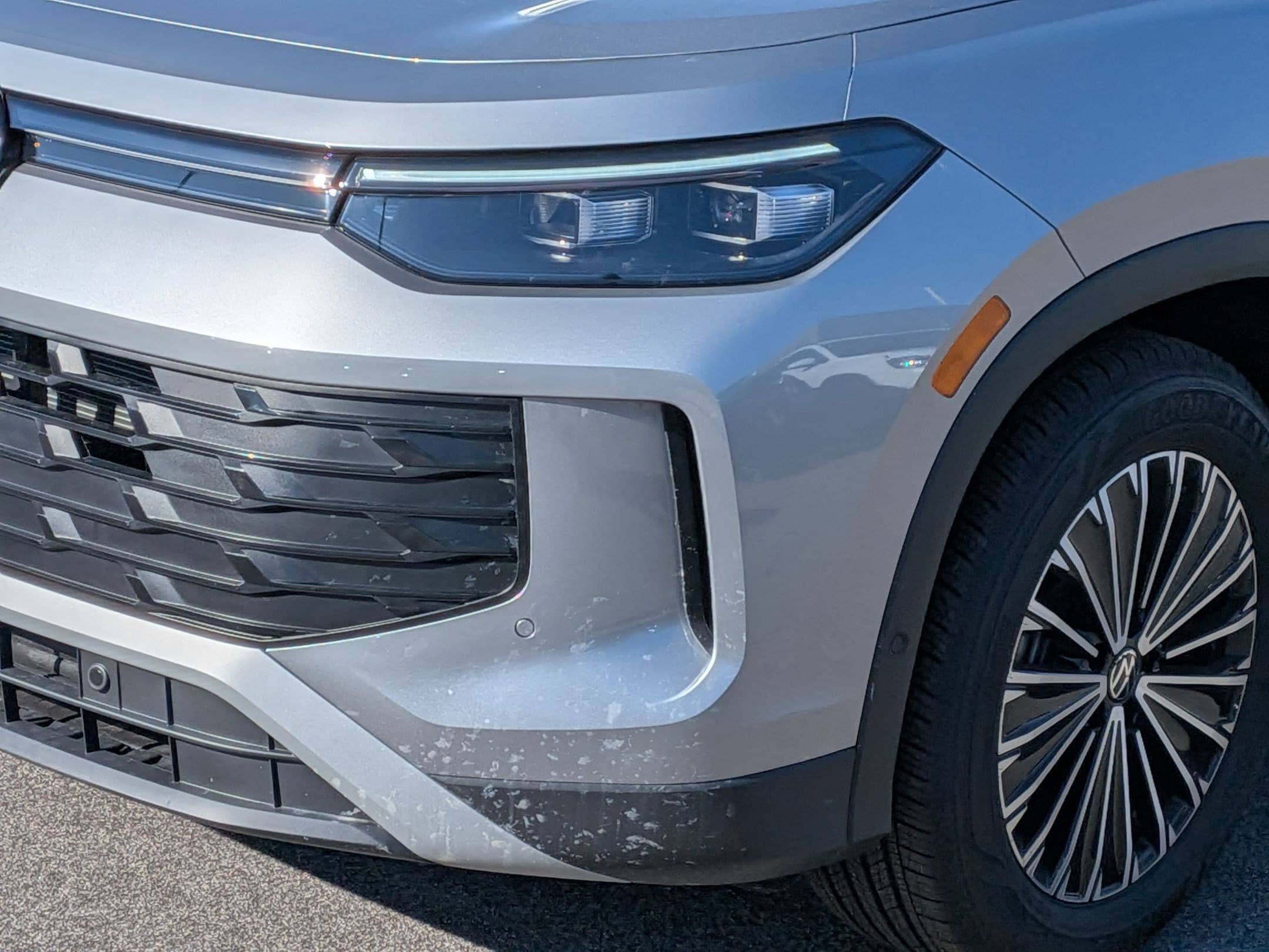 New 2026 Volkswagen Tiguan S FWD image 9